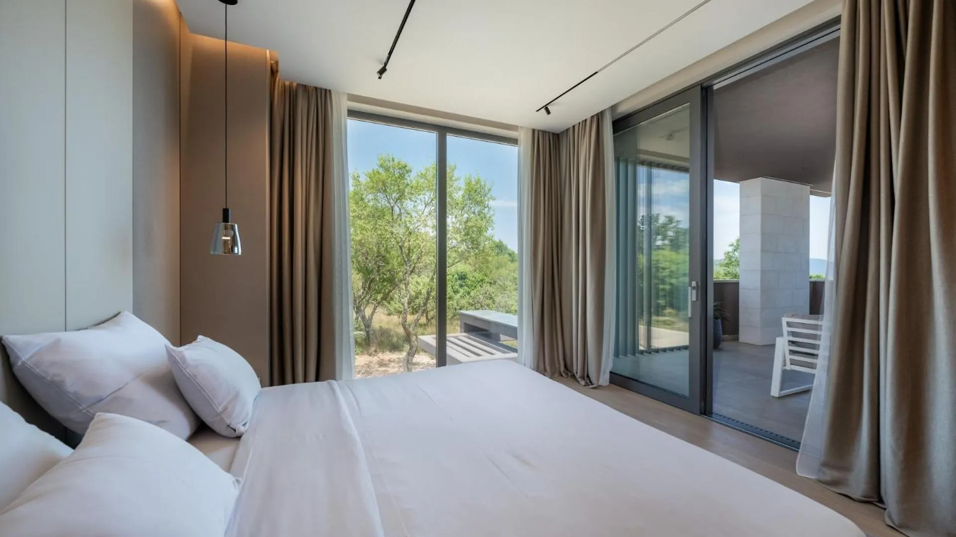Luxury Villa Teulu With Sea View Krnica