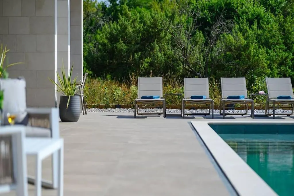 Luxury Villa Teulu With Sea View Krnica